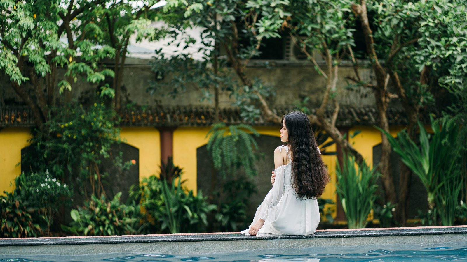 What this climate actually does to hair