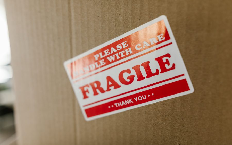 Why a parcel with no telephone number does not arrive