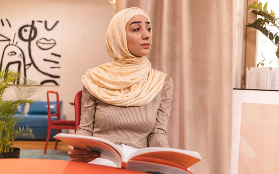 Recitation session with a lady teacher